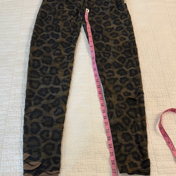 Vintage Y2K leopard print green ruffled leggings Urban Mango sheer s/m - Picture 6 of 6
